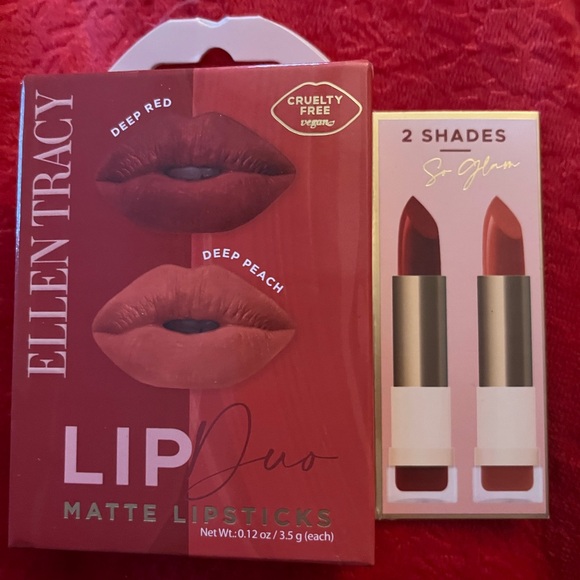 Ellen Tracy Other - Ellen Tracy lip sticks